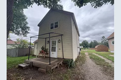 1507 E Washington Street, Clifton, IL 61727 - Photo 2