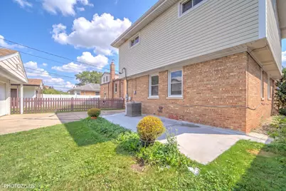 7408 W Argyle Street, Harwood Heights, IL 60706 - Photo 40