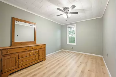 614 N Douglas Street, Gilman, IL 60938 - Photo 12
