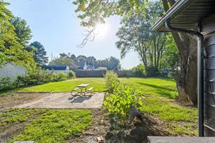 614 N Douglas St, Gilman, IL 60938 - Photo 6