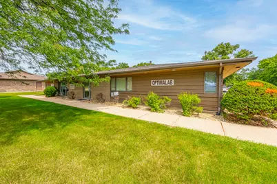 402 W Boughton Road #402A, Bolingbrook, IL 60440 - Photo 2