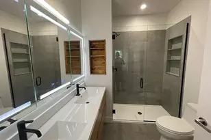 1057 N Wolcott Ave, Chicago, IL 60622 - Photo 32
