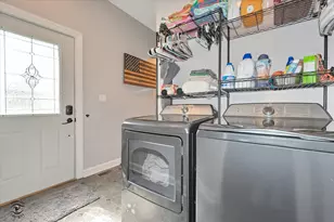 225 E Church St, Sheridan, IL 60551 - Photo 20