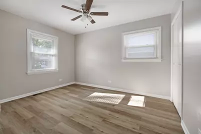 1031 Maple Lane, Elk Grove Village, IL 60007 - Photo 18