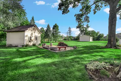 8210 Hillcrest Drive, Orland Park, IL 60462 - Photo 12