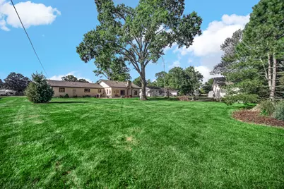 8210 Hillcrest Drive, Orland Park, IL 60462 - Photo 14