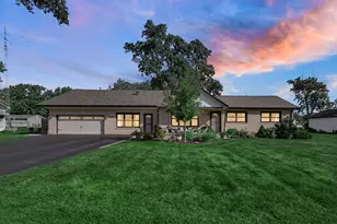 8210 Hillcrest Dr, Orland Park, IL 60462 - Photo 48