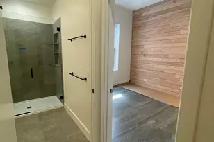 1057 N Wolcott Ave, Chicago, IL 60622 - Photo 20