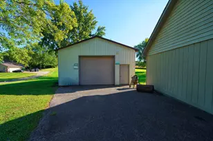 26143 N Anderson Rd, Wauconda, IL 60084 - Photo 36