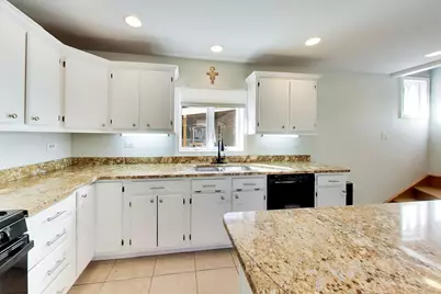 6309 W Waveland Avenue, Chicago, IL 60634 - Photo 10