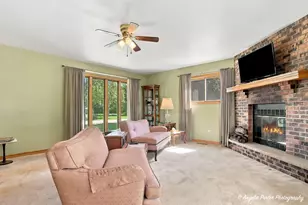 716 Kirkwood Ave, Winthrop Harbor, IL 60096 - Photo 8