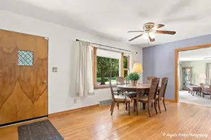 716 Kirkwood Ave, Winthrop Harbor, IL 60096 - Photo 4
