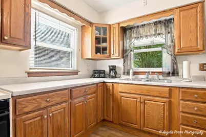 716 Kirkwood Avenue, Winthrop Harbor, IL 60096 - Photo 14