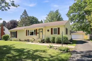 716 Kirkwood Ave, Winthrop Harbor, IL 60096 - Photo 1
