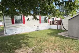 322 Avenue F, Bloomington, IL 61701 - Photo 30