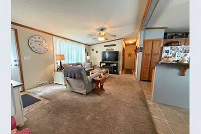 322 Avenue F, Bloomington, IL 61701 - Photo 6