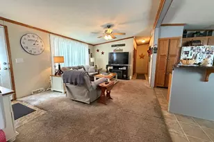 322 Avenue F, Bloomington, IL 61701 - Photo 6