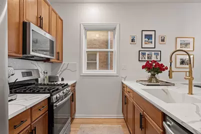 4124 N Kenmore Avenue #2N, Chicago, IL 60613 - Photo 8