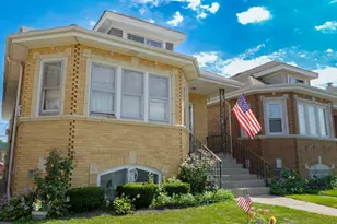 3035 N 76th Ct, Elmwood Park, IL 60707 - Photo 2