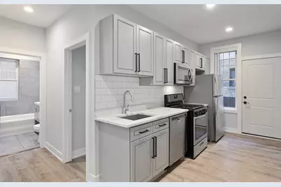 6948 N Wolcott Avenue #1, Chicago, IL 60626 - Photo 4