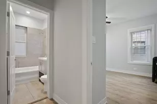 6948 N Wolcott Ave, Chicago, IL 60626 - Photo 10
