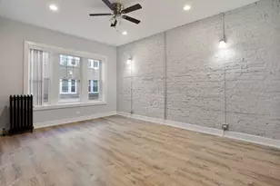 6948 N Wolcott Ave, Chicago, IL 60626 - Photo 2