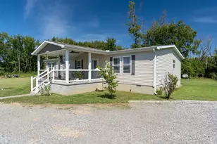 1535 Dewey Rd, Eldorado, IL 62930 - Photo 2