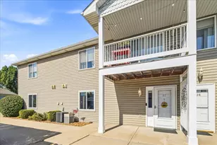 1350 Rock Run Dr, Crest Hill, IL 60403 - Photo 1