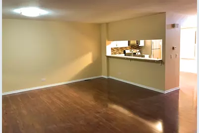 1602 Vermont Drive #1602, Elk Grove Village, IL 60007 - Photo 2