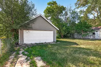 2335 11th Street, Rockford, IL 61104 - Photo 28