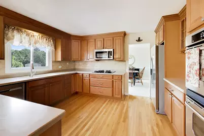 2424 E Miner Street, Arlington Heights, IL 60004 - Photo 6