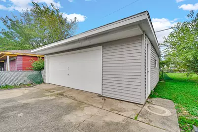 3907 W 168th Street, Country Club Hills, IL 60478 - Photo 8