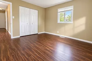 147 Birch St, Carpentersville, IL 60110 - Photo 4