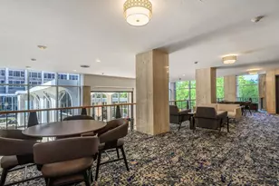 4250 N Marine Dr, Chicago, IL 60613 - Photo 22