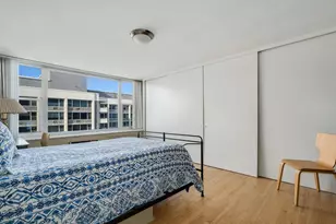 4250 N Marine Dr, Chicago, IL 60613 - Photo 18