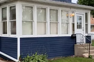 112 Washington Park, Waukegan, IL 60085 - Photo 1