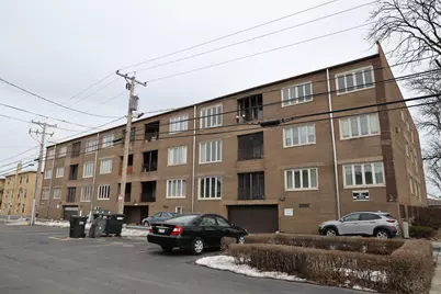 10048 S Pulaski Road #2C, Oak Lawn, IL 60453 - Photo 2