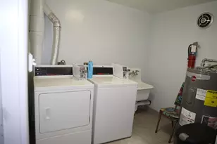 10048 S Pulaski Rd, Oak Lawn, IL 60453 - Photo 24