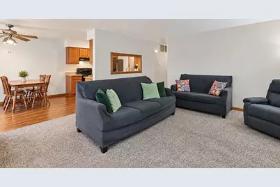 1534 Timberwood Court #1534, Sycamore, IL 60178 - Photo 4