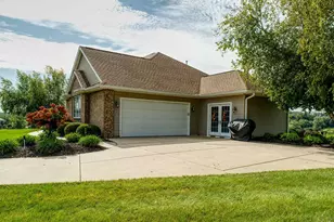 12890 Grandview Dr, Morrison, IL 61270 - Photo 4