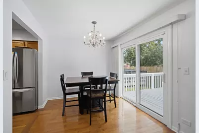 411 Hickory Drive, Wheeling, IL 60090 - Photo 8