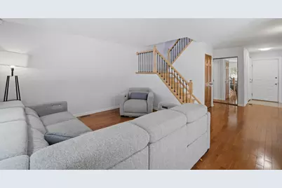 411 Hickory Drive, Wheeling, IL 60090 - Photo 10
