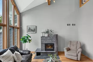 45W169 Hillview Ln, Hampshire, IL 60140 - Photo 6
