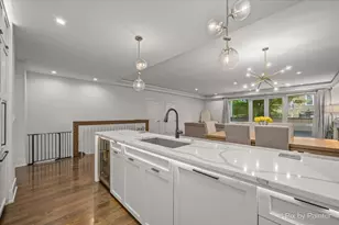 1334 W Walton St, Chicago, IL 60642 - Photo 10