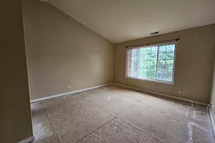 1331 New Haven Dr, Cary, IL 60013 - Photo 16