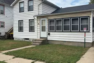714 S Walnut Ave, Freeport, IL 61032 - Photo 16