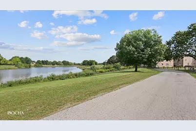 135 W Elk Trail #135, Carol Stream, IL 60188 - Photo 18