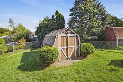 10 Canterbury Court, Streamwood, IL 60107 - Photo 26
