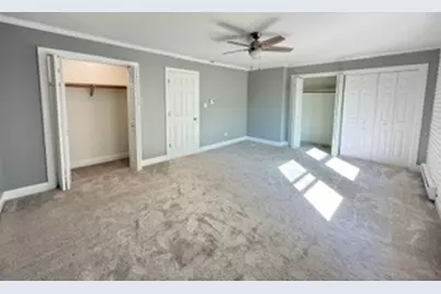 515 Eichler Drive, West Dundee, IL 60118 - Photo 2