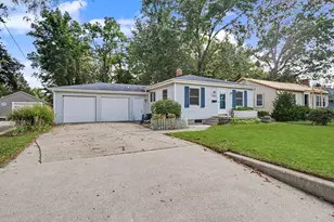 1115 Hovey Ave, Normal, IL 61761 - Photo 2